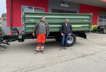 Maschinenübergabe – Fuhrmann Einachs Dreiseitenkipper  FF 8000