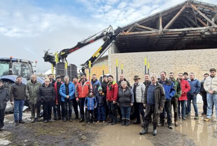 Maschinenübergabe – Palms Forstanhänger H12D mit Kran K5.85