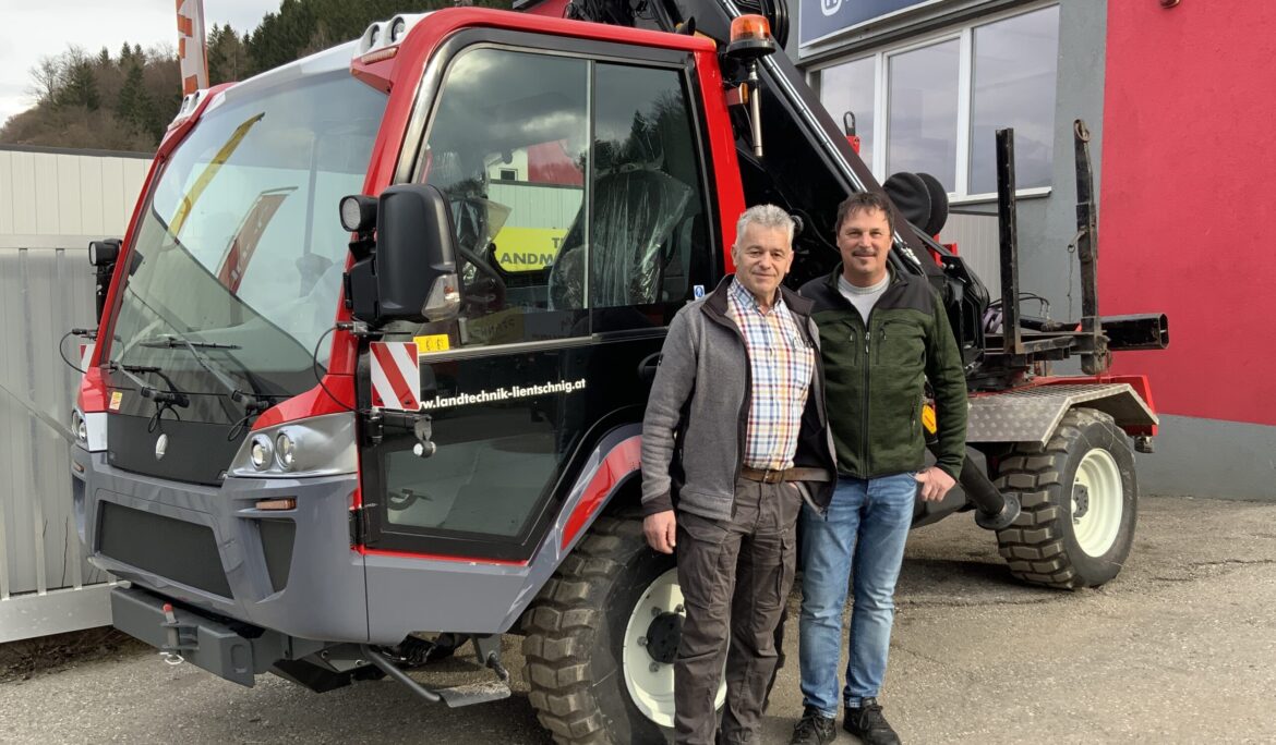 Maschinenübergabe – LINDNER UNITRAC 72 P5