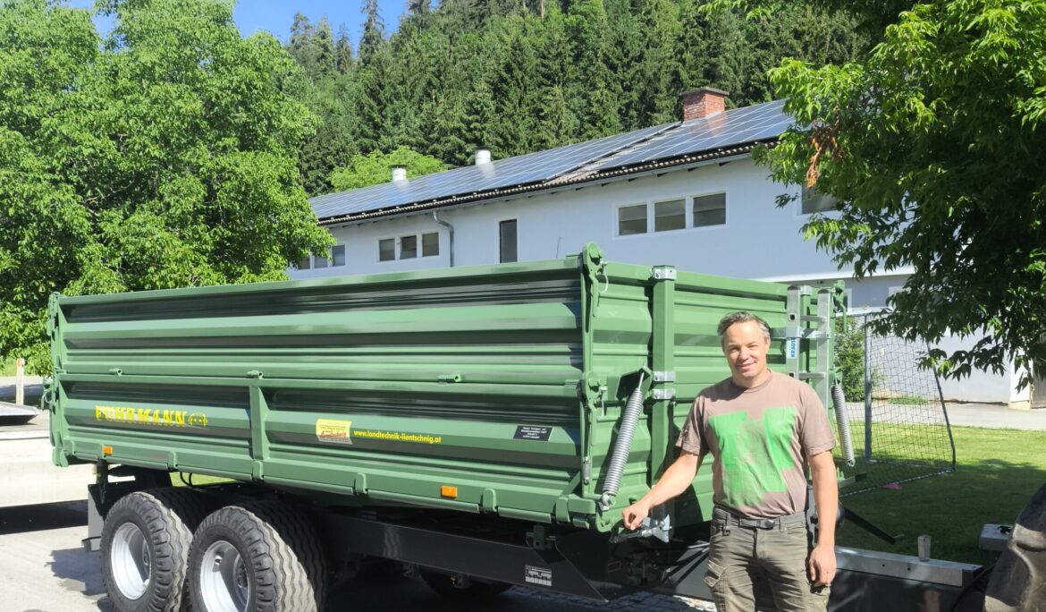 Maschinenübergabe – Fuhrmann Tandem Dreiseitenkipper